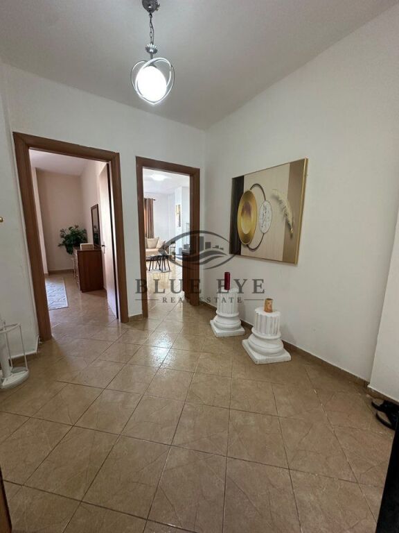 JEPET ME QIRA APARTAMENT 1+1 – PRANË HOTEL DYRRAH, PLAZH, DURRËS!