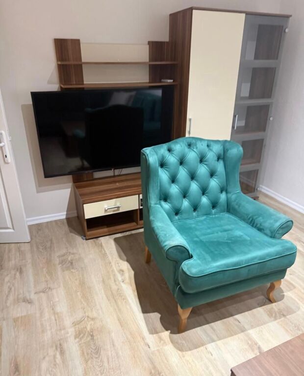 Apartament 1+1 i mobiluar me qira te Varri i Bamit, Rruga Xhanfize Keko