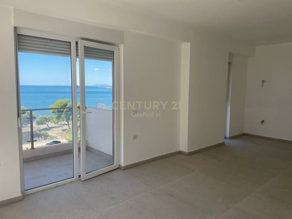 Apartment 2+1+2 with Sea View for Sale in Shengjin