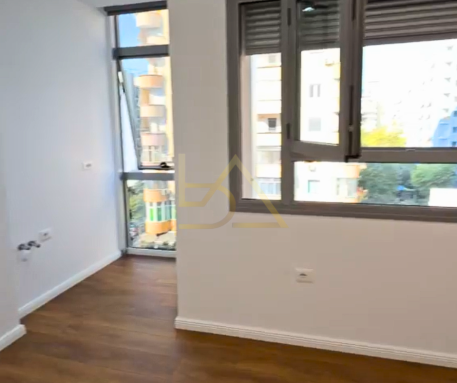 SHITET APARTAMENT 1+1 – 21 DHJETORI, RRUGA SHEFQET MUSARAJ, TIRANË