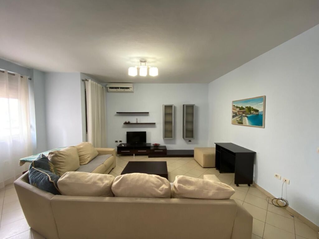 Qera apartament 1+1 Condor Center