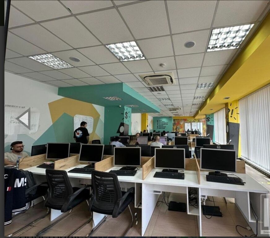 Office for rent at Hilton near Delijorgji