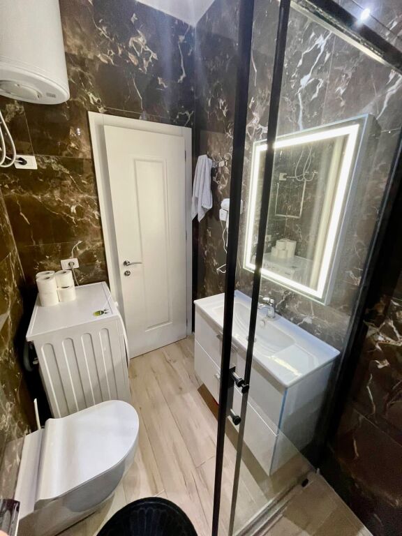 Apartament 1+1 me qera afatgjate ne plazh iliria