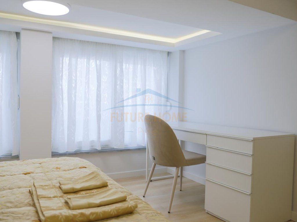 Shitet,Apartament 2+1+2,Sheshi Willson , Tirane