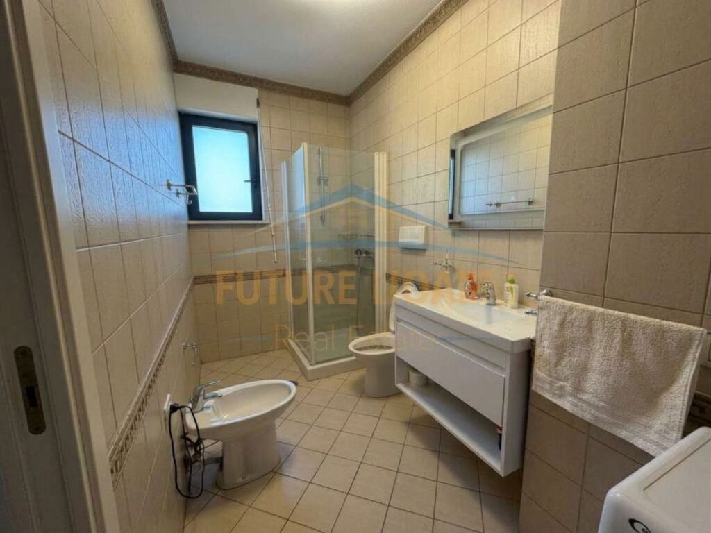 Affitto, Appartamento 2+1, Blloku, Tirana