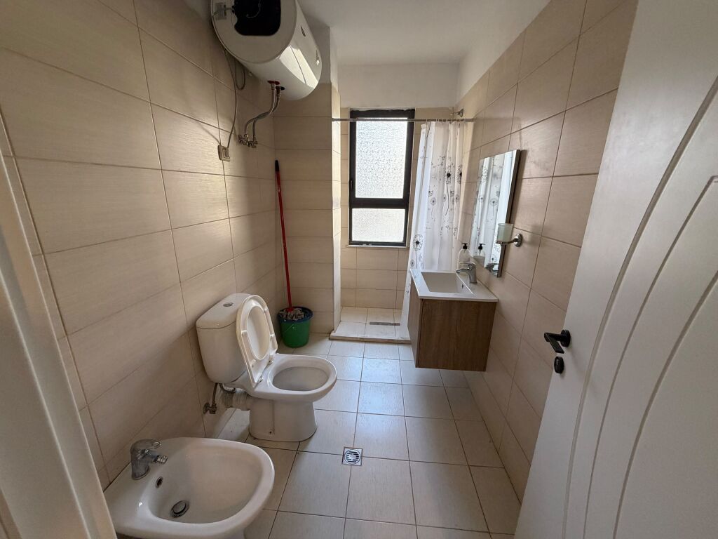 Apartament me qera 2+1+2 Pallati me Shigjeta
