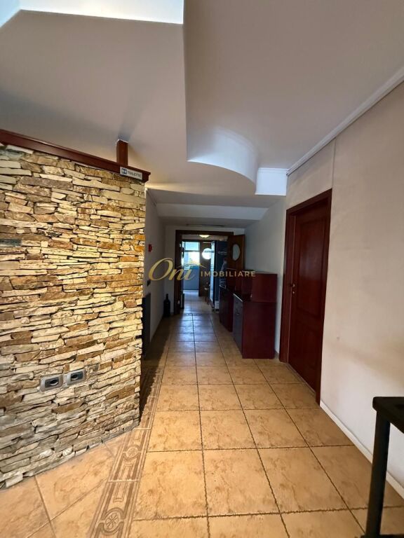 BRRYLI AFFITTA RISTORANTE 400M2