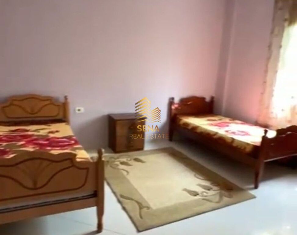 Qira, Hyrje private, 2+1 Shkozë, 40.000 Leke/muaj