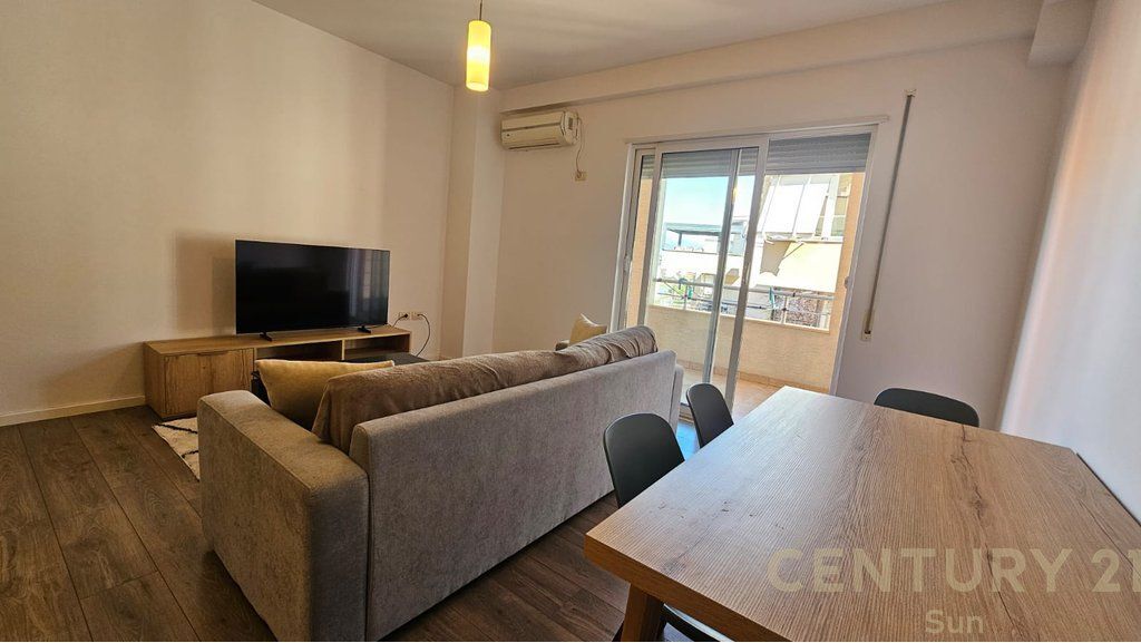 APARTAMENT 1+1 PER QIRA NE LIQENIN E THATE