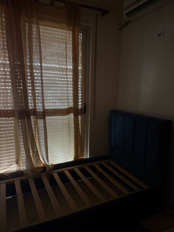 Apartament 2+1+2 në Astir te jata market