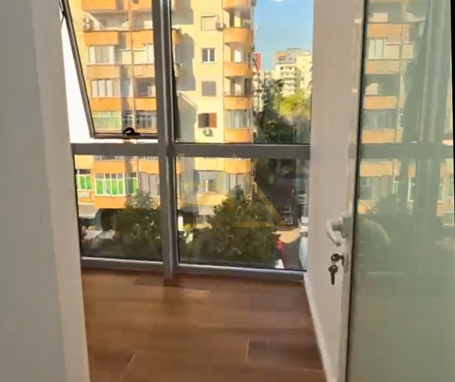 SHITET APARTAMENT 1+1 – 21 DHJETORI, RRUGA SHEFQET MUSARAJ, TIRANË