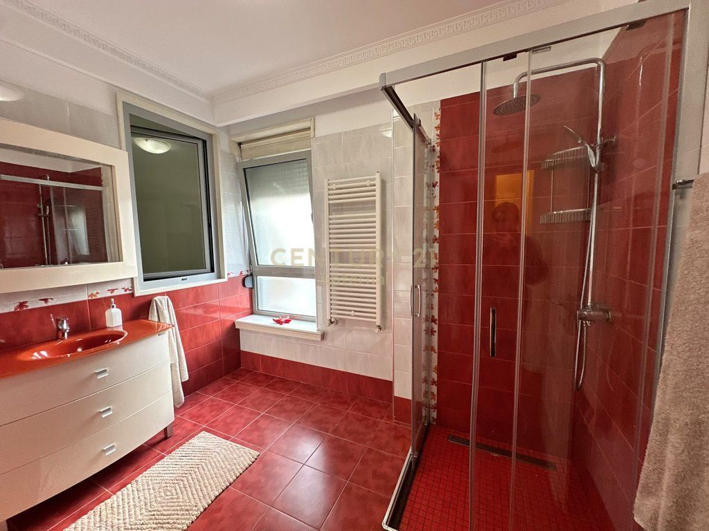 Apartament 2+1 Me Qira Tek Ish Garda