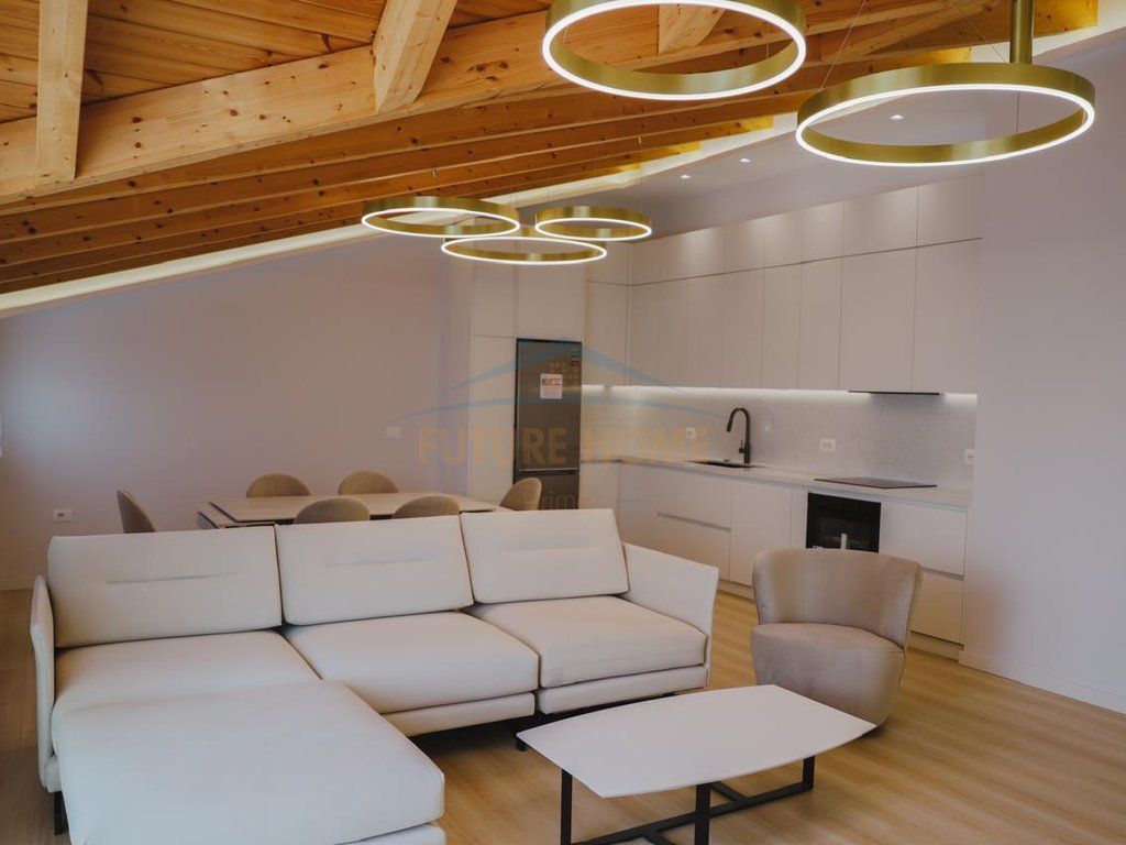Shitet,Apartament 2+1+2,Sheshi Willson , Tirane