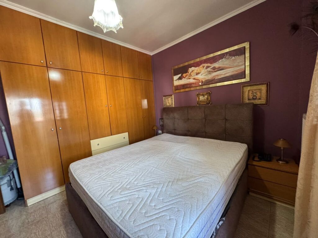 OCCASION, 2+1 FOR SALE, BABE REXHA STREET
