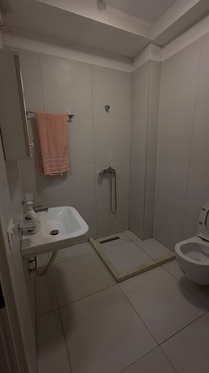 📍Porcelan Jepet Garzonere Me Qera Rezidenca Porcelani