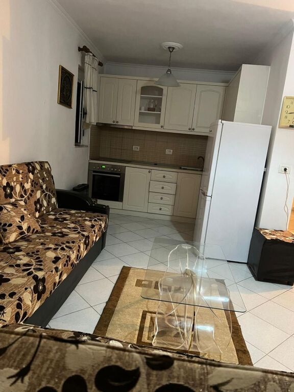 🏡 VENDESI APPARTAMENTO 1+1 – YZBERISHT, TE GEGA OIL
