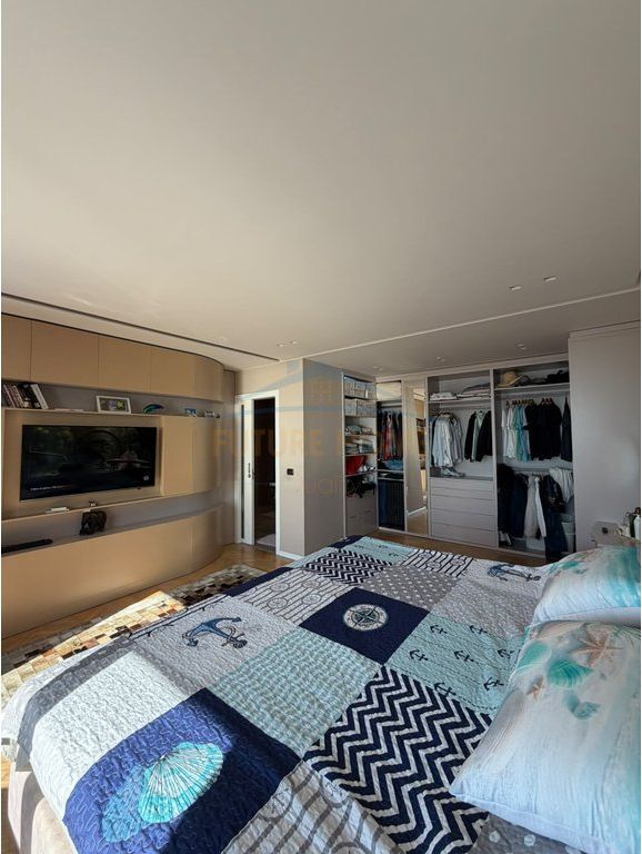 Jepet me qira apartament modern, Shkembi i kavajes