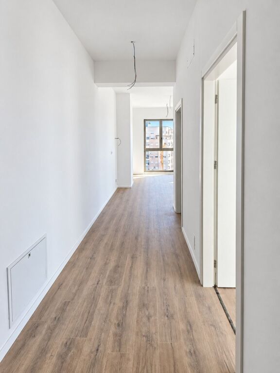 Shitet apartament 2+1+2 tek Orion Construction , Bulevardi i Ri , ish Stacioni i Trenit .