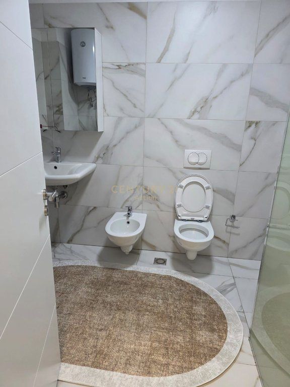 JEPET ME QIRA APARTAMENT 1+1 | IRFAN TOMINI