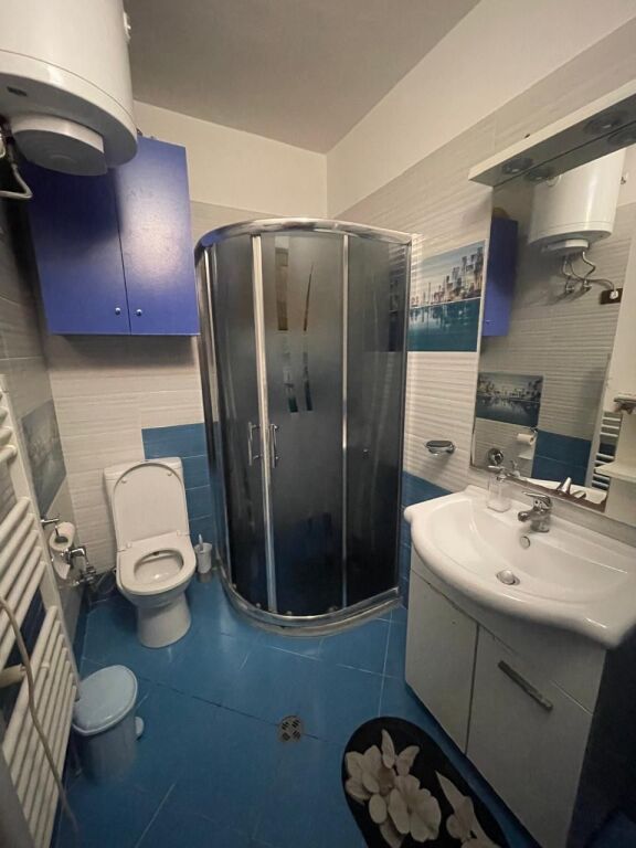 Apartament 1+1 me qera prane 21 Dhjetorit