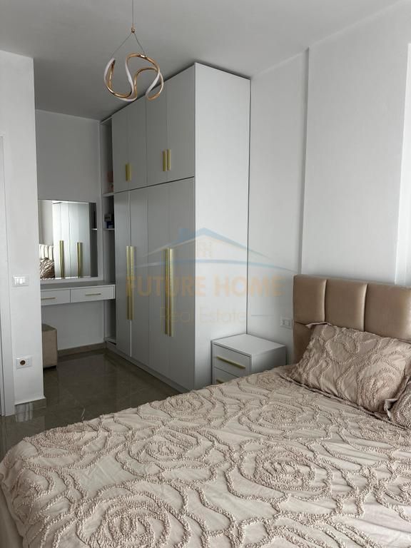 Qera, Apartament 1+1, Kompleksi Aura, Rruga Dritan Hoxha, Tiranë