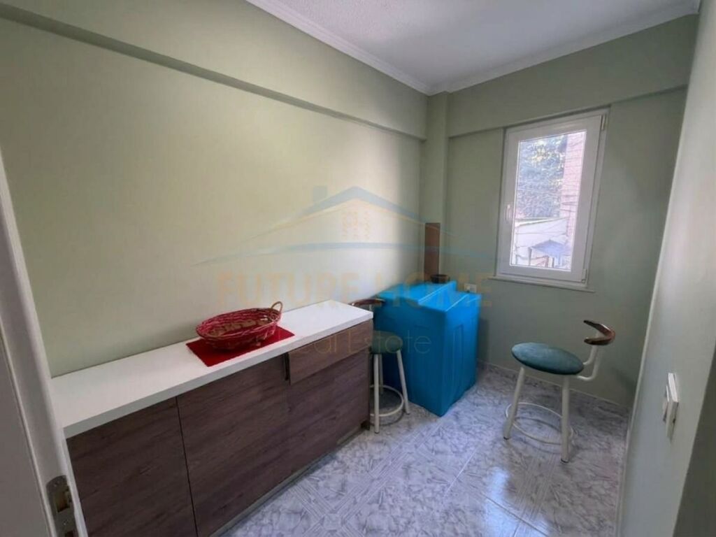 Qira, Apartament 2+1, Mine Peza, Tiranë.