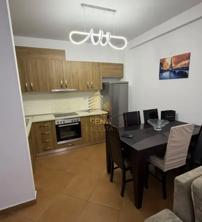 Affitto, Appartamento 2+1+2blocchi, Complesso Tom Doshi, Shkoze, 40.000 Leke/Mese
