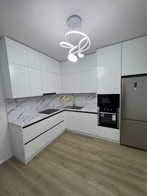 PASKUQAN APARTAMENT PER QERA 3+1+2