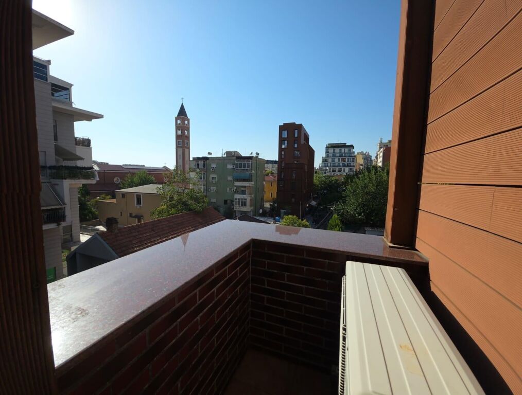 Jepet me qira apartament 2+1 Him Kolli