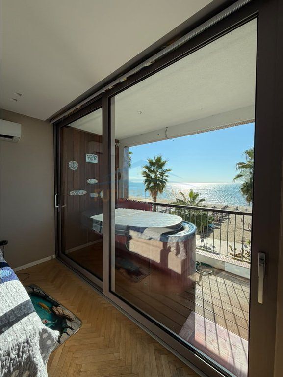 Jepet me qira apartament modern, Shkembi i kavajes