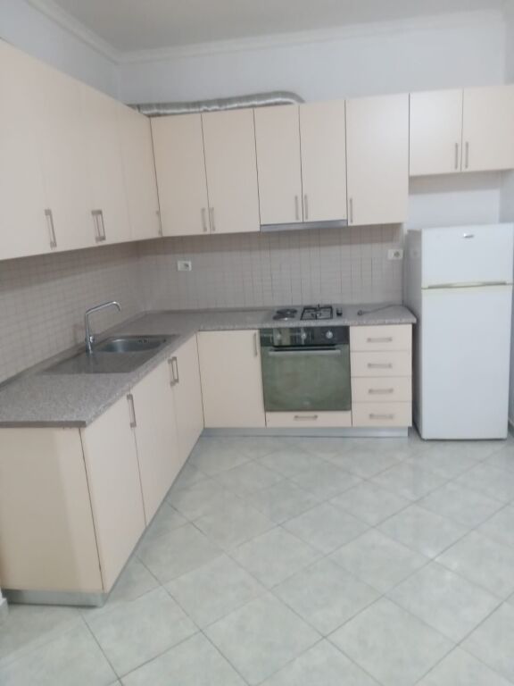 Apartament 1+1 me qira