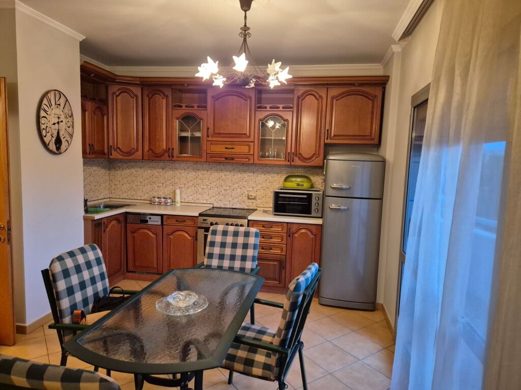 Apartment 2+1 for rent at Zogu i Zi .