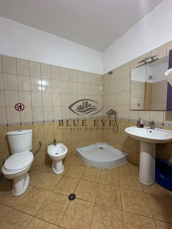 JEPET ME QIRA APARTAMENT 1+1 – PRANË HOTEL DYRRAH, PLAZH, DURRËS!