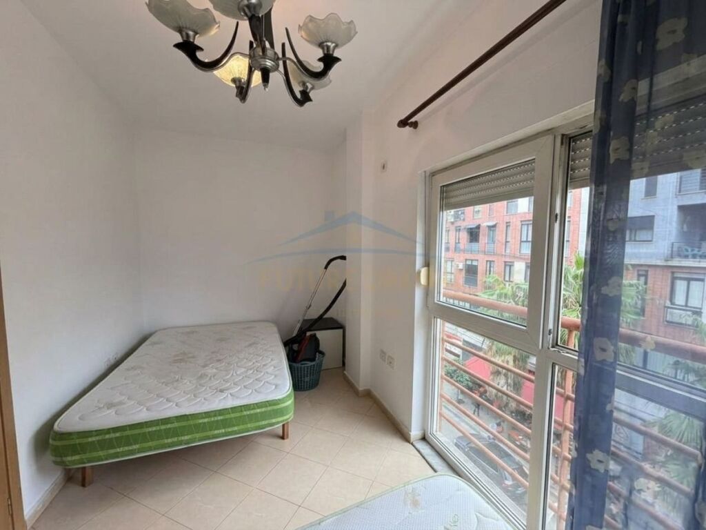 Shitet, Apartament 2+1, Credins Bank, Ali Demi