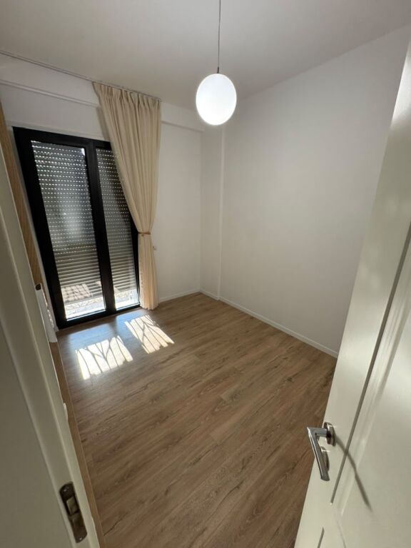 Apartament Me Qera 2+1 Tek 21 Dhjetori (ID B2202150) Tirane