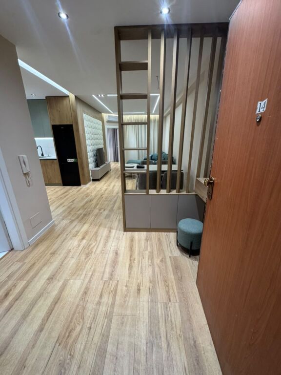Shitet Apartament 1+1 Yzberisht Bulevardi Migjeni