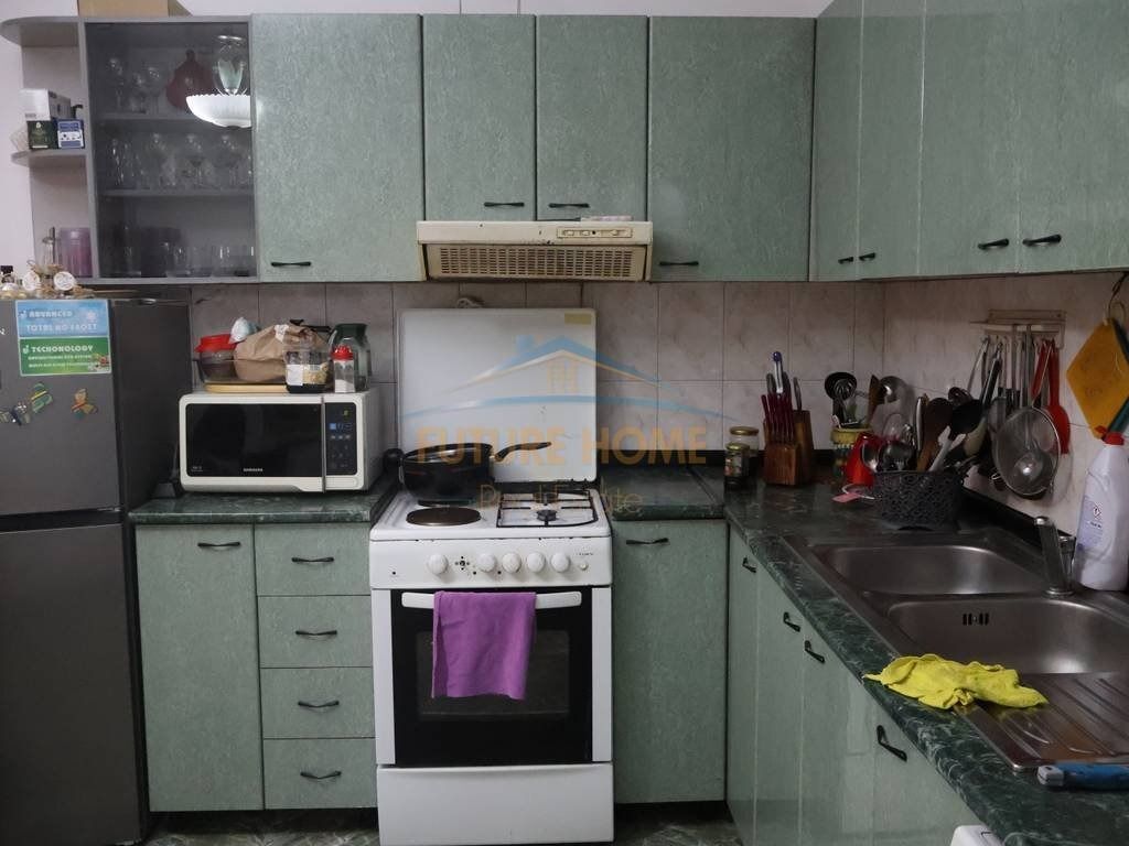 Private house for sale at Bajram Curri Boulevard, Oxhaku, near former Venue, Porcelan, Kinostudio, Kodra e Priftit.