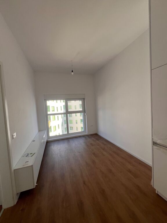 1+1, mangalem ali dem complex, 400 thousand lek