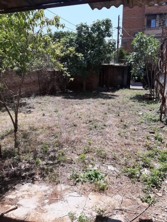 Shitje | Tokë / Truall | Mbrapa Shkolles 4 Dëshmorët | 420000 € ( lek)