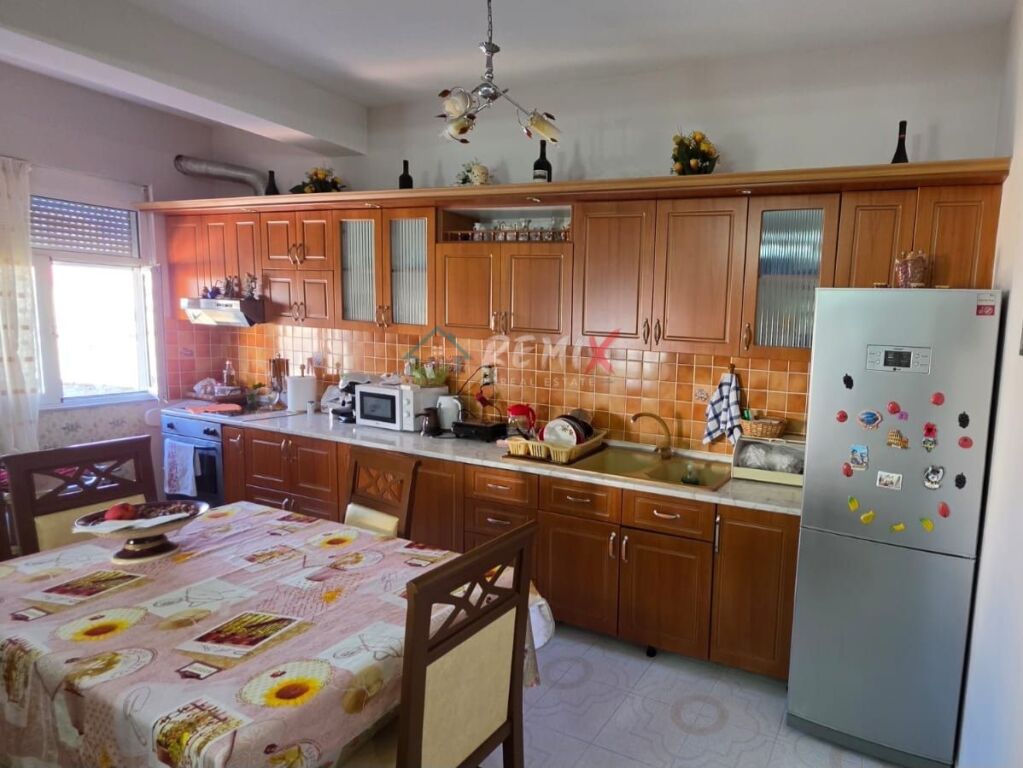 SHITET APARTAMENT 3+1 ME GARAZH – PRANË ISH-FABRIKËS SË BUKËS, DURRËS