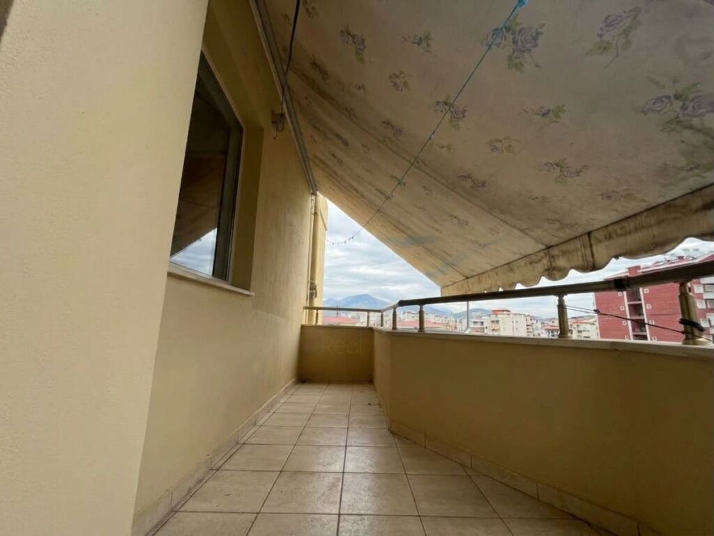 For sale, Apartment 2+1+2, Selite, Tirana.