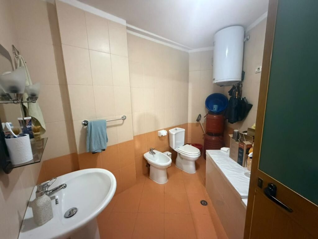 🏢 SHITET APARTAMENT 2+1+2 TE RRUGA RIZA CEROVA