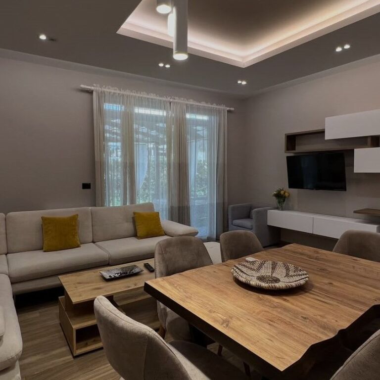 🏡 JEPET ME QIRA APARTAMENT 2+1 ME KOPSHT | PRANË TEG 🌿