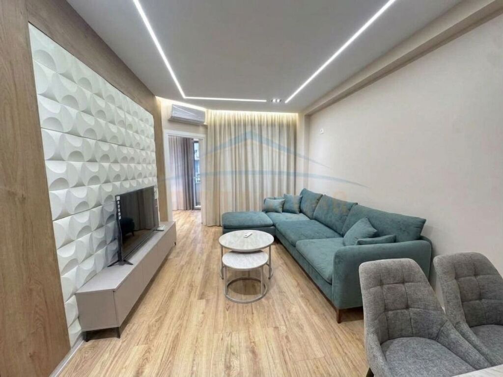 Shitet, Apartament 1+1, Bulevardi Migjeni, Yzberisht