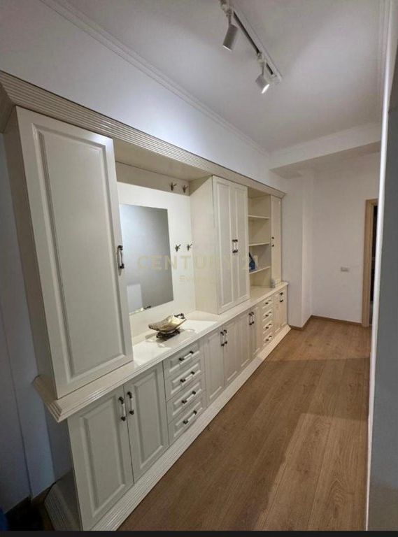 ISH PARKU, SHESIM APARTAMENT 2+1