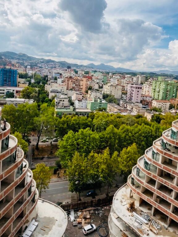 📍 SHITET APARTAMENT 2+1 – EKSPOSITA BUILDING