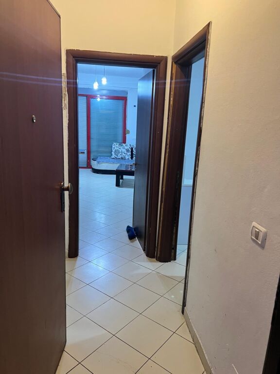 apartament me qera 1+1