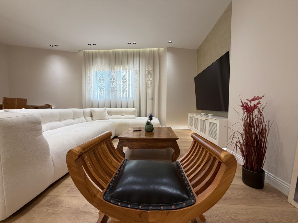 Apartament me qera 2+1 te Rr e Bogdaneve