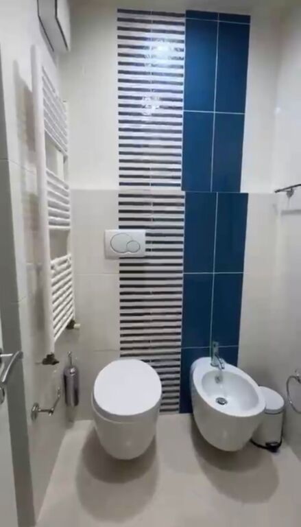 Apartament per qera 3+1+2 te Rr.e Kosovareve