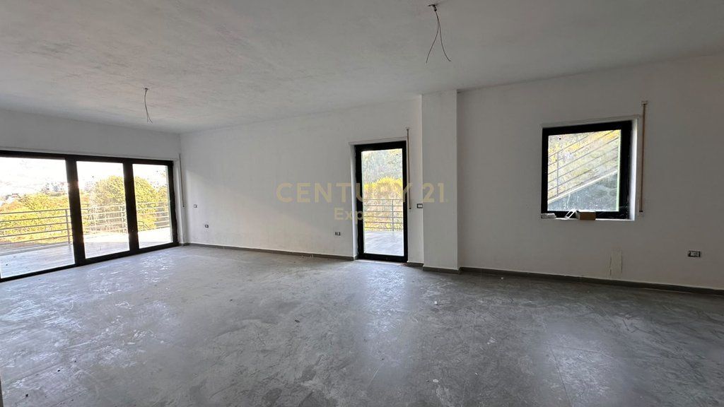 SHITET DUPLEX 3+1+3 – KODRA E DIELLIT 2 RESIDENCE, TIRANË